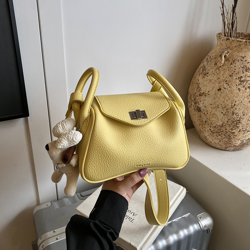 designer Korean Niche Underarm Bag for Women 2025 New Trend Spring Fashion Lychee Pattern Basket Bag Versatile Crossbody Bag