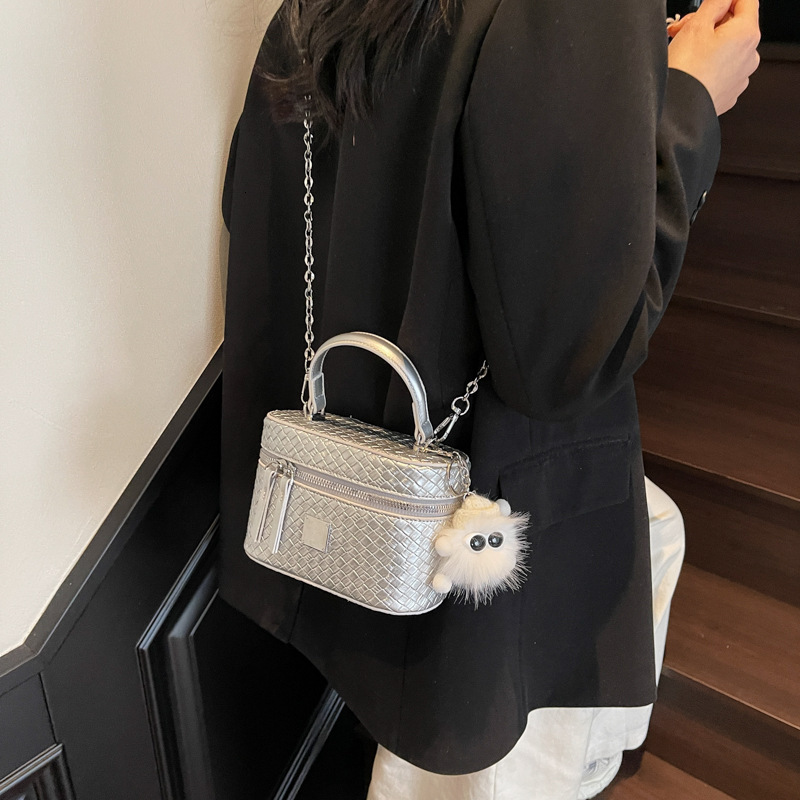 designer Niche Woven Pattern Handbag for Women 2025 New Versatile Chain Crossbody Bag Casual Crossbody Box Bag