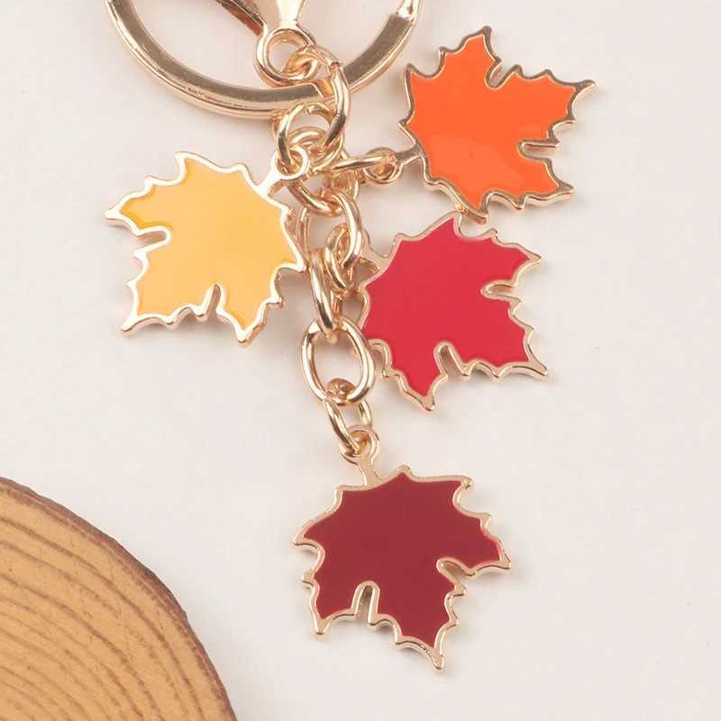 Pearl Alloy Maple Leaf Keychain Pendant Bag Decorate Car Keychain Dropping Oil Alloy Pendant DIY Creative Enamel Plant Key Rings W250604