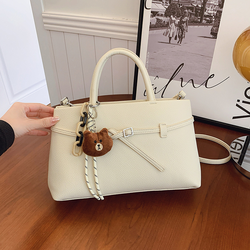 designer Women's Versatile Trendy Handbag Casual Bag Simple Commuter 2025 New Ins Style Elegant Large Capacity Handbag