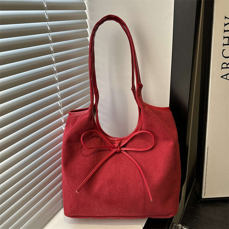 Large Capacity Casual Fashion Personality Bowknot Design Women's 2024 Suede New Commuter Underarm Shoulder Bag