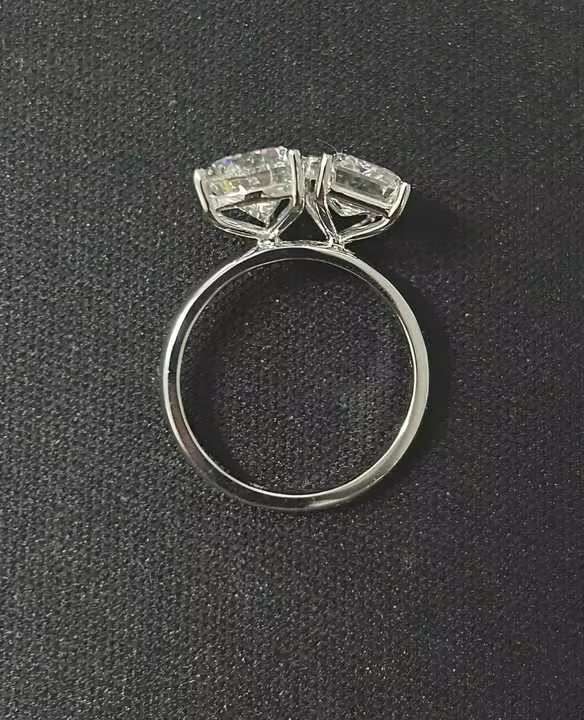 Lab Grown Diamond Wedding Toi Et Moi Ring in 14k Gold With CVD Diamonds 2 Stone Ring Emerald and Pear Cut Diamond Ring Gifts