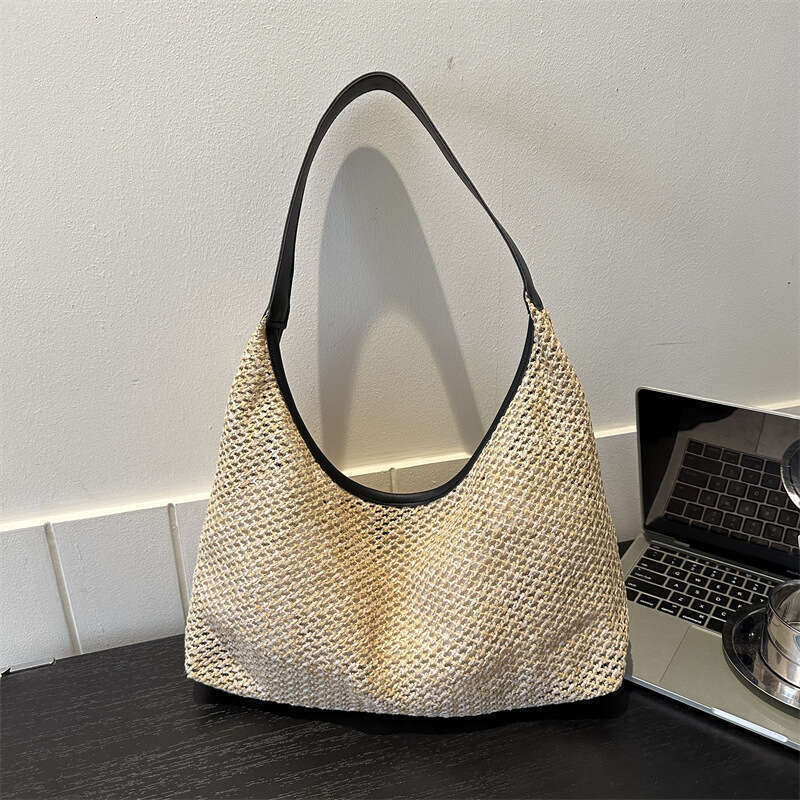 Trendy Woven for Women 2023 New Fashionable Tote Straw Large Capacity Shoulder Bag