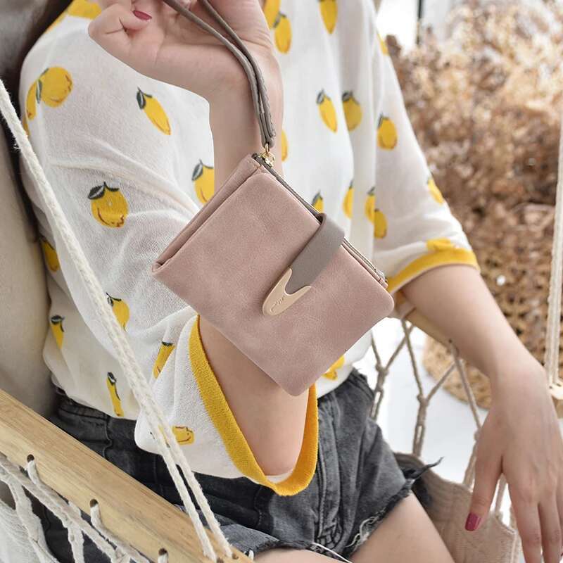 Purse women's short autumn winter new European and American retro frosted PU leather simple fashion all-in-one convenient ha