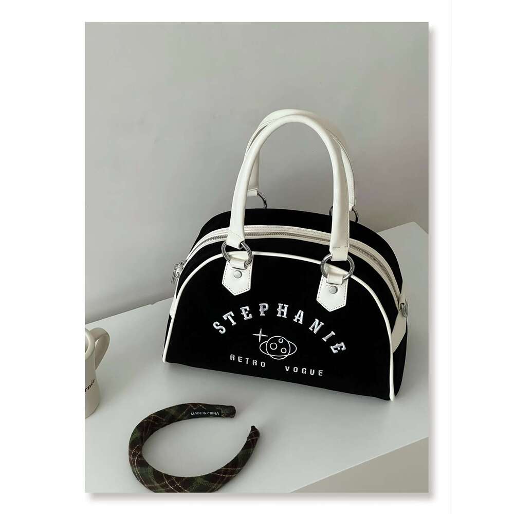 Vintage American Style Handheld Baseball Mid-Century High-End Sweet Cool Boston Single Shoulder Crossbody Bag, 2025 New Elegant Unique Design