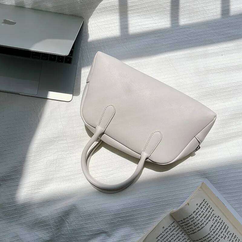 2024 New Korean Style Handbag Work Commuter Women's Niche Large-Capacity PU Shaped Large Zipper Hand-Held Boston Bag