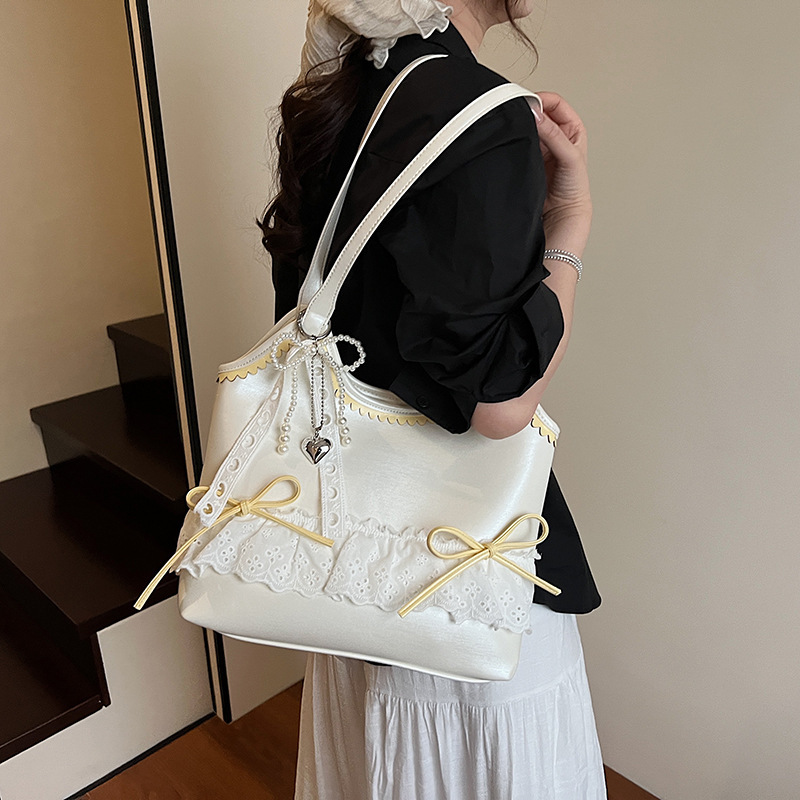 Korean Style Underarm Bag Shopping Bag Designer For Women Summer 2025 New Trendy Tote Bag For Students Free Shipping Large Capacity Shoulder Bag Commu