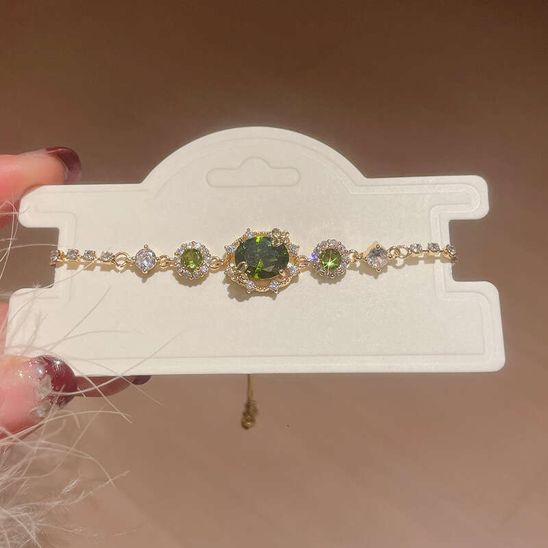 Luxury Jewelry Designer Bracelet Green Crystal Real Gold Plated Butterfly Dia-Studded Adjustable French Style Elegant Bracelet Light High-End Jewelry