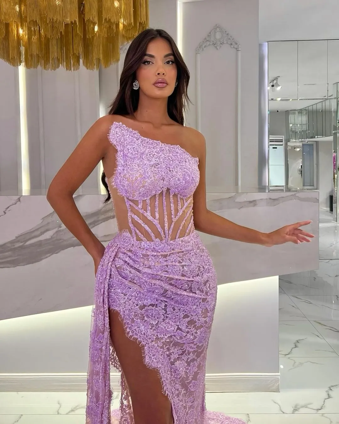 Sexy Sequins Lace Mermaid Prom Dresses Illusion Bone Bodice Strapless Party Dresses Side Slit Customized Evening Dress