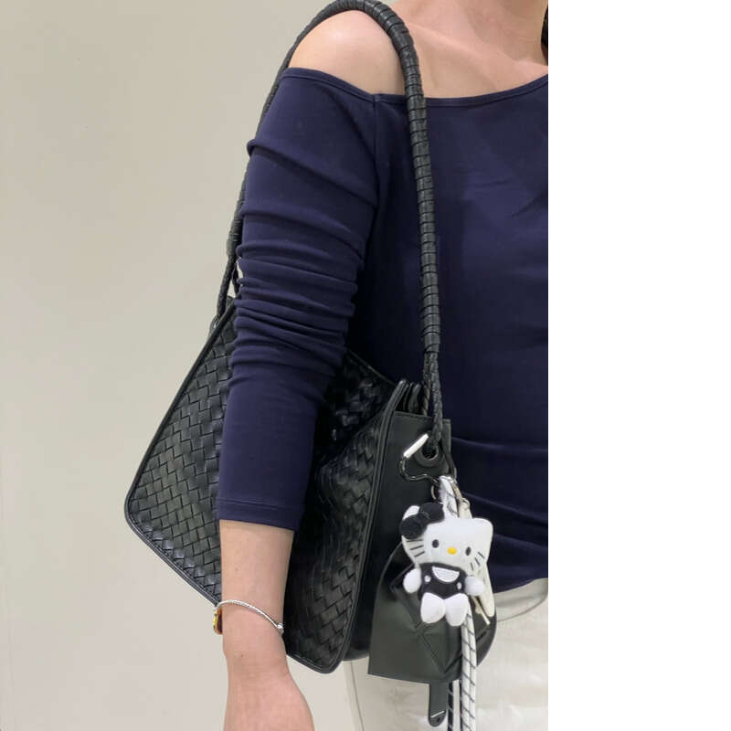 Woven Bag Leather New Underarm Large Capacity Handmade Woven Sheepskin Handheld Shoulder Bag For Women Soft Woven Tote
