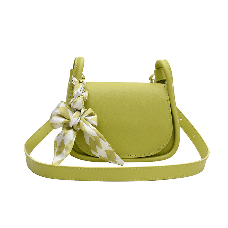 Fashionable autumn Korean style niche design candy colored small square bag popular mini mouth red envelope designer shoulder bag