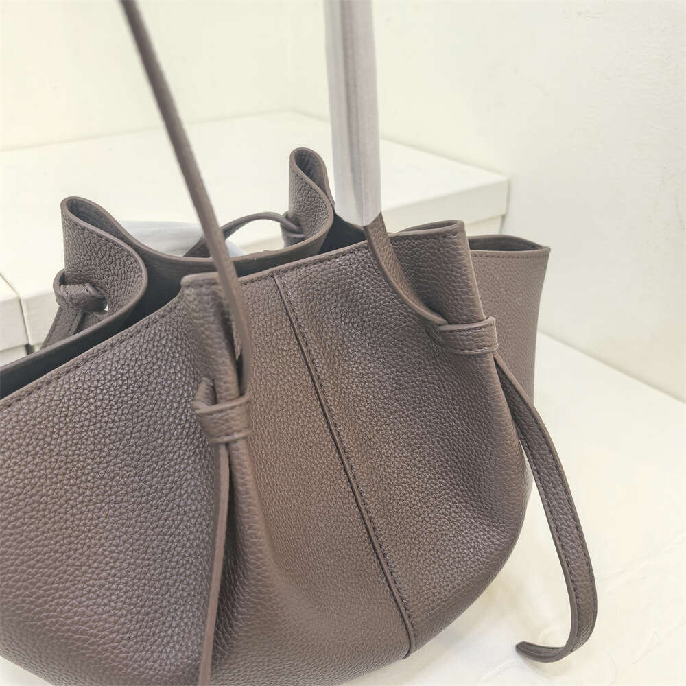 Women's Bags Designer Women's Bags Designer YUZEFI New Trendy Versatile Tote Handheld Wing Large Capacity Women's Underarm Bag