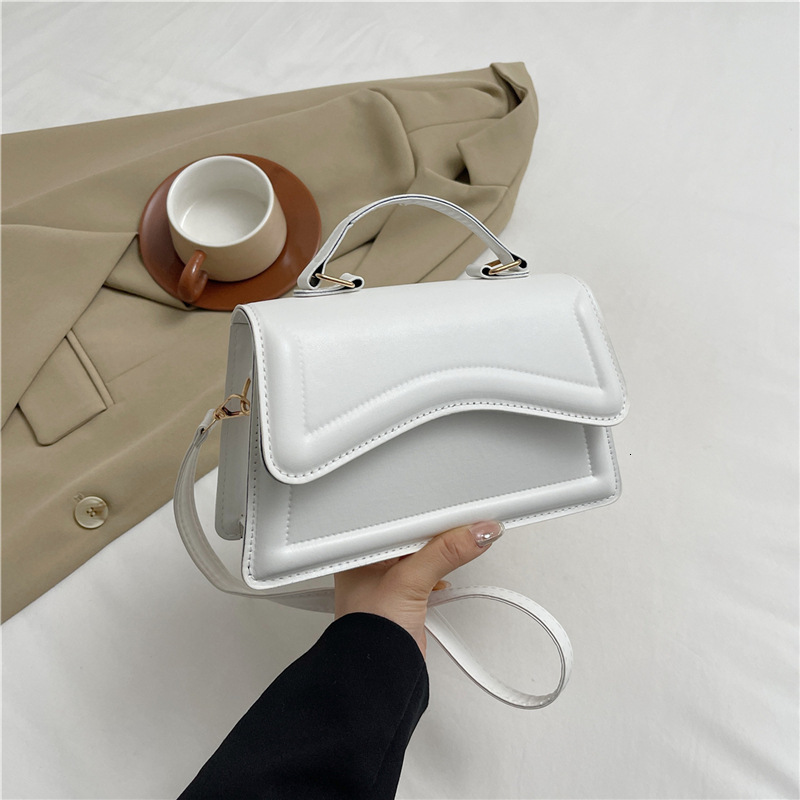 High quality brand high-quality new style free designer bag fashionable shoulder bag simple fresh and beautiful bag handbag crossbody bag free designe