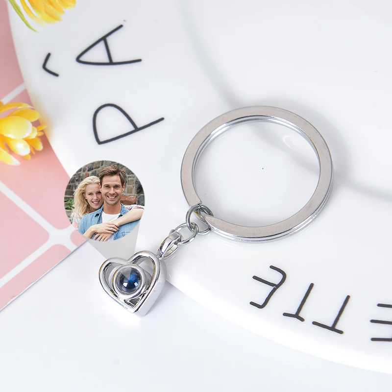 Personalized Photo Projection Keychain Custom Heart Photo Keyring Projection Keychain for Women Anniversary Memorial Gifts W250604