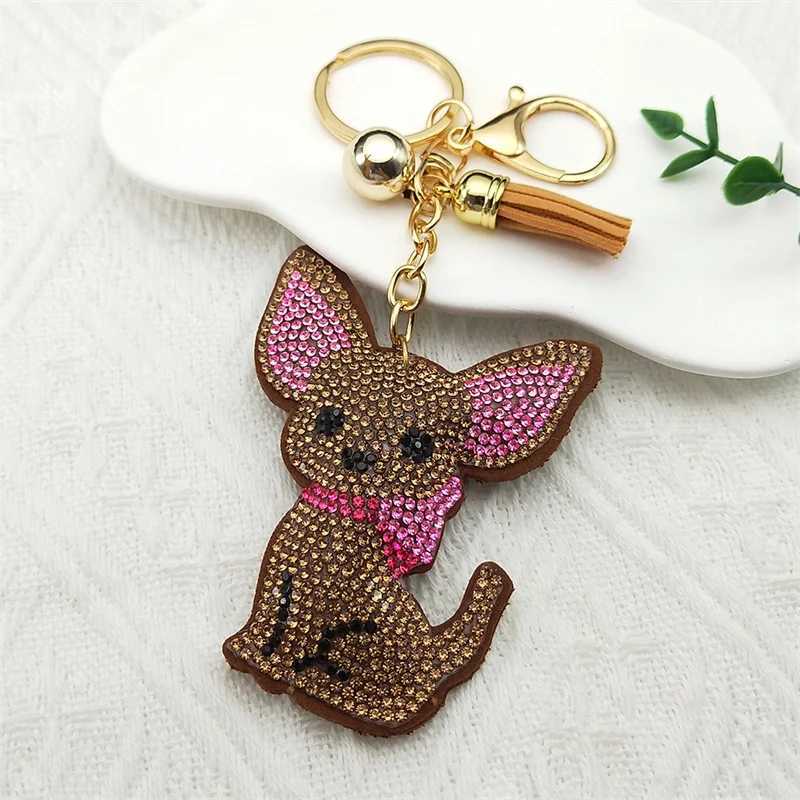 New Arrival Cute Chihuahua Dog Crystal Keychain Bag Accessories for Women Gold Color Female Keyring Jewelry llaveros para mujer K7326S01 U250604