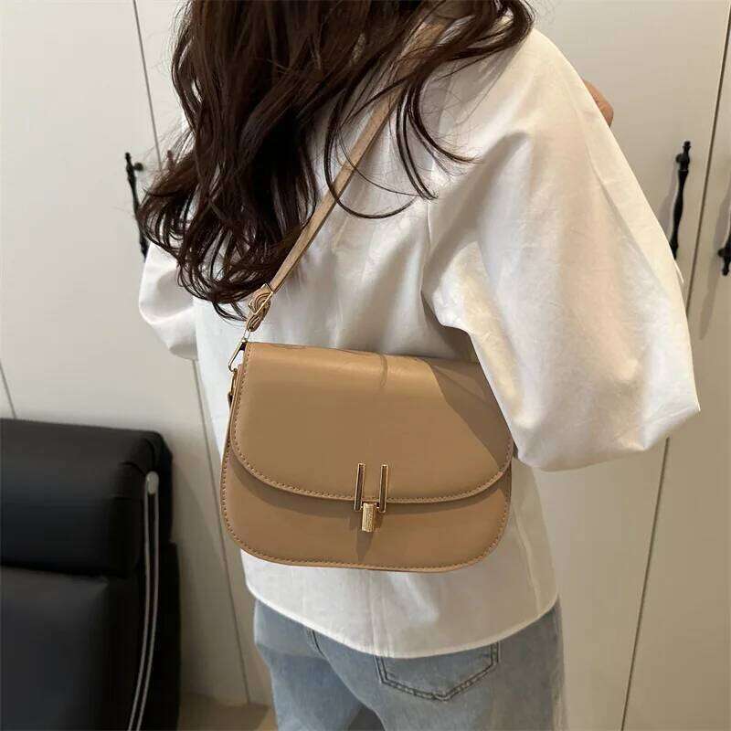 Women's Bags Designer Women's Spring New Simple, Trendy And Elegant Crossbody Saddle Bag With Niche Design Lock Buckle