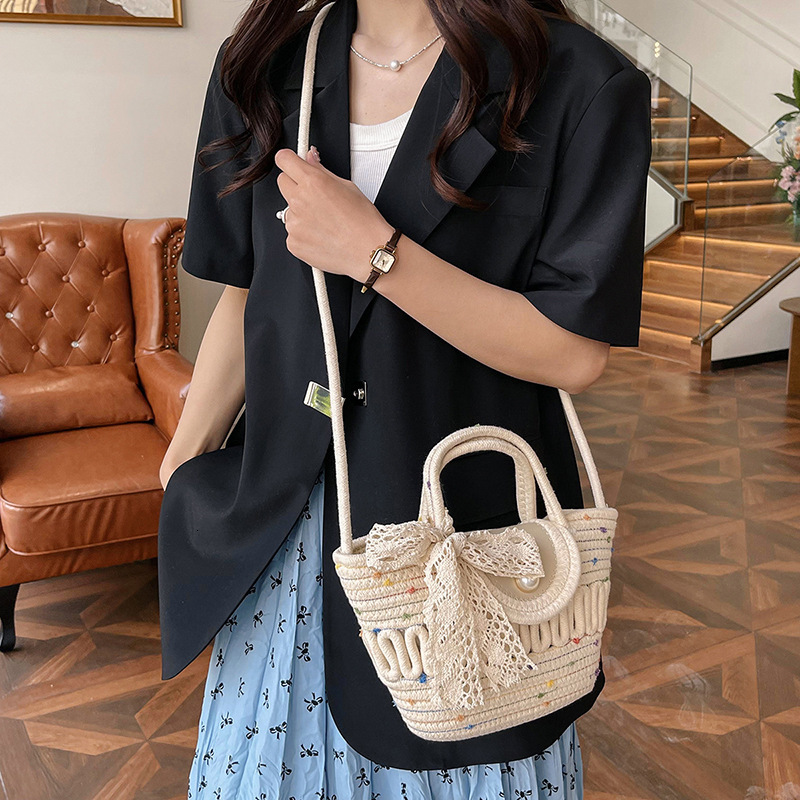 New Style Straw Woven Bag fashion Handmade Beach fashion Woven Bag Handheld Basket Beach Bag Designer Women s Shoulder Bag Handbag