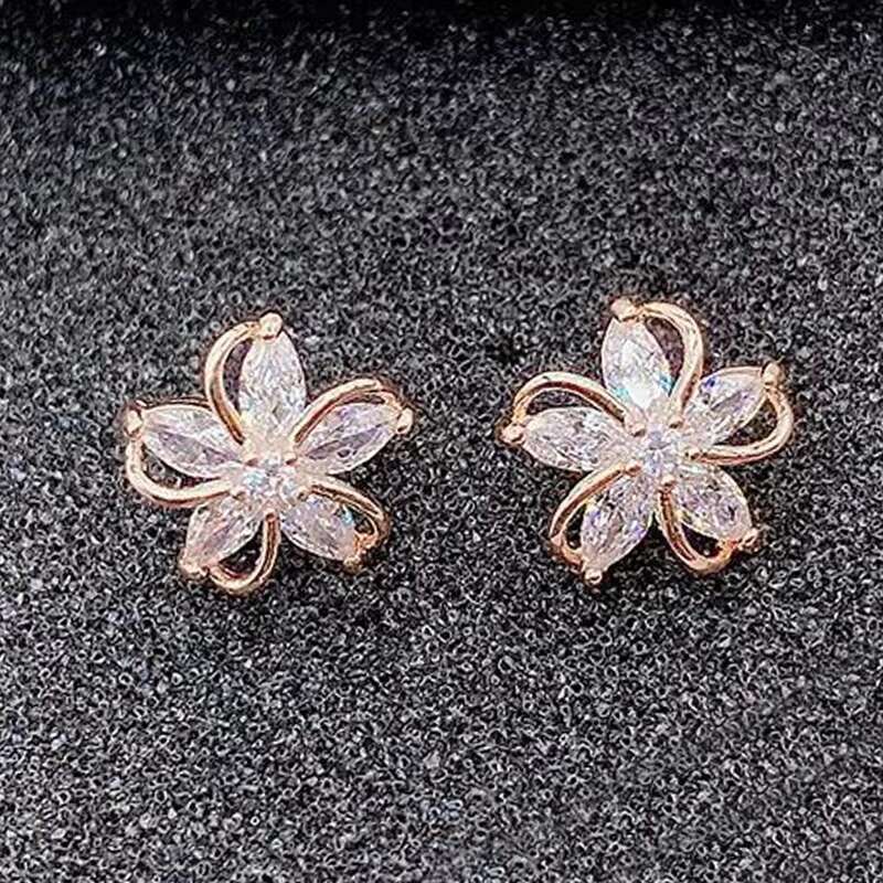 Han style diamond five petal earrings; Simple earrings; Simple fashion; Trendy elegance; Ladies gift.