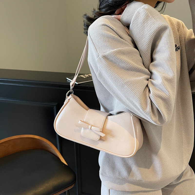 designer Korean Style Fashion Niche Bowknot Baguette Bag for Women 2025 New Handbag Trendy Versatile Shoulder Crossbody Bag