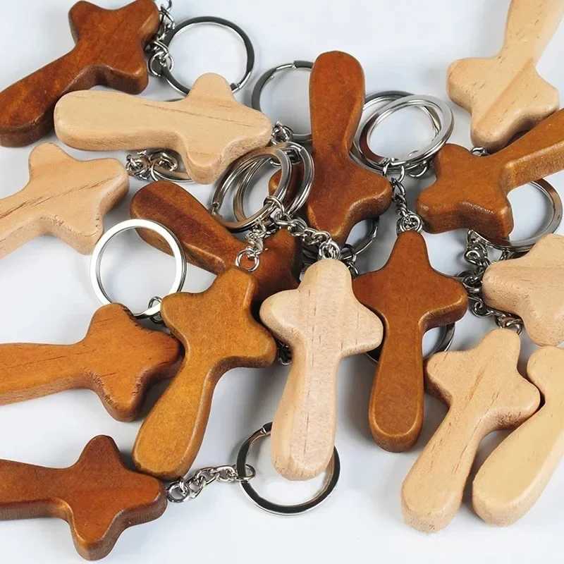 Personalized Wooden Cross Keychain Custom Pendant for Men Women Easter Gift Car Bag Key Ring Easter-themed Decoration W250604