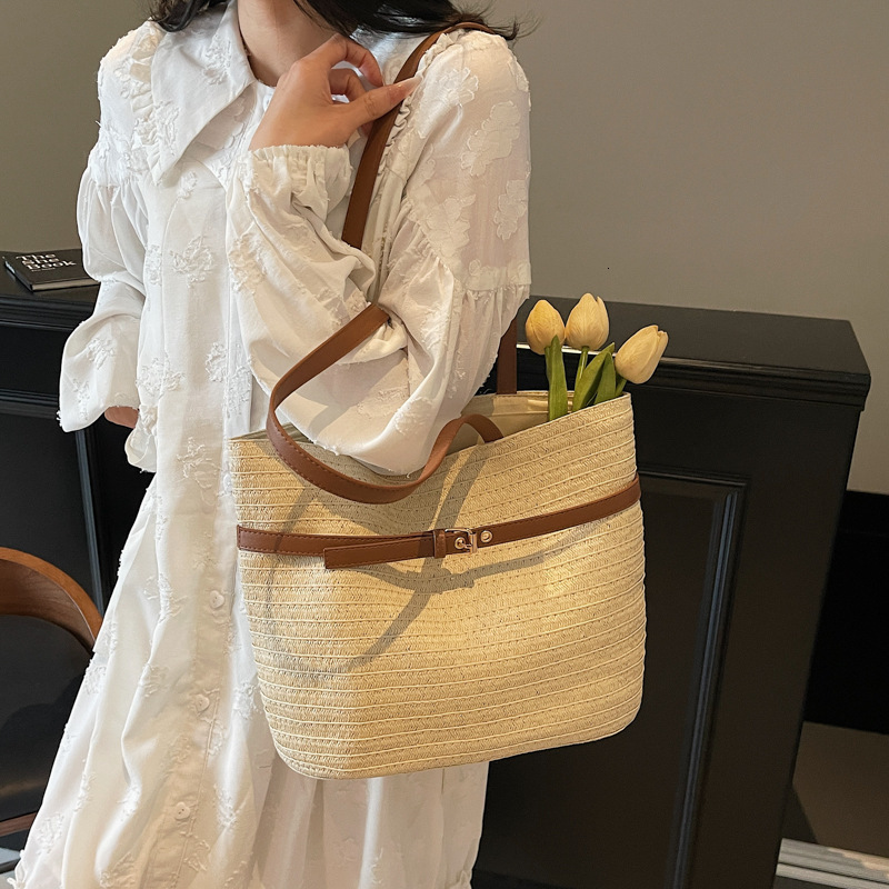 designer Straw Woven Large Capacity Bag for Women, Summer Travel Beach Bag, Large Bag for Women, 2025 New Style Shoulder Tote Bag