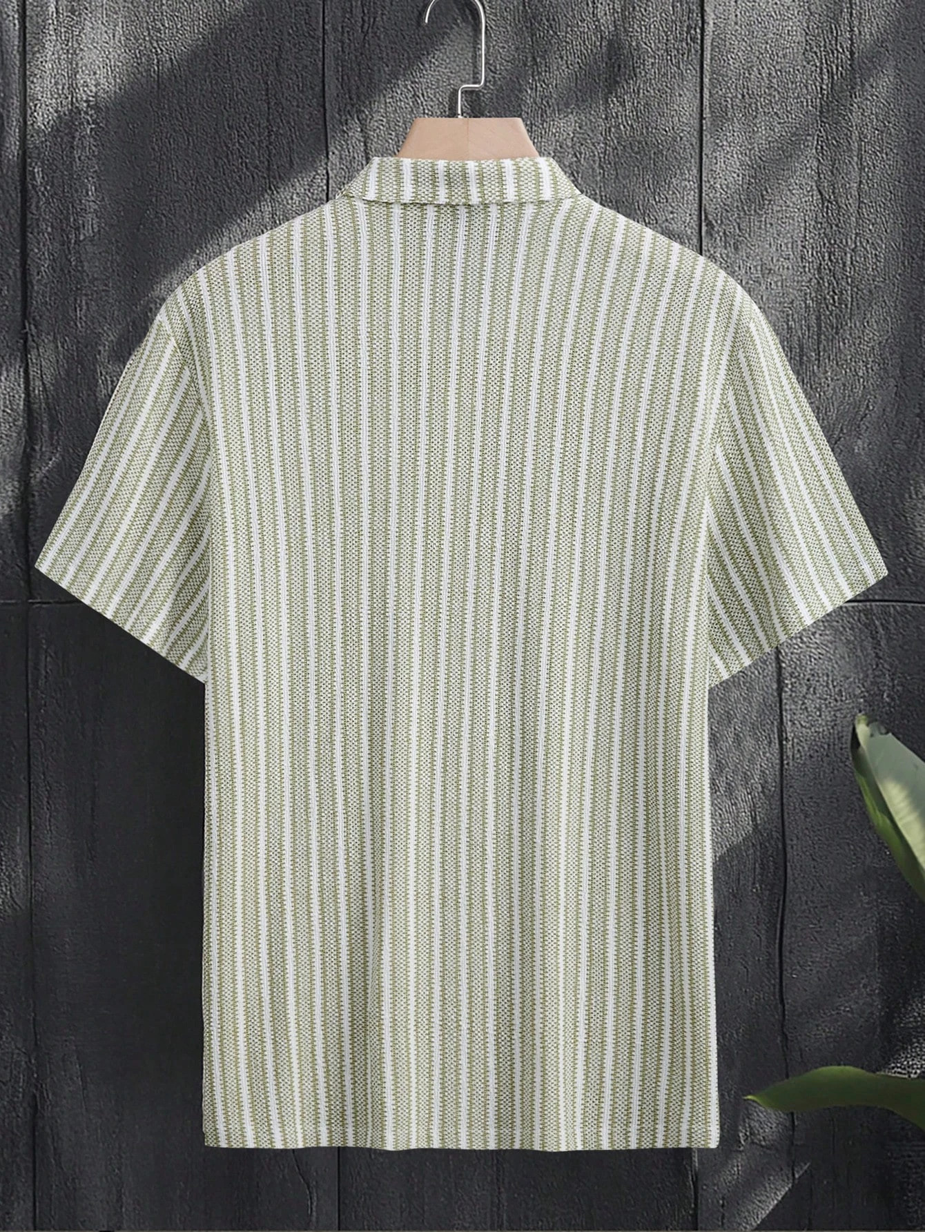 Mens Summer Knitted Striped Lapel Short Sleeved Polo Shirt Comfortable and Fashionable Suitable for Daily Wear 250604Z