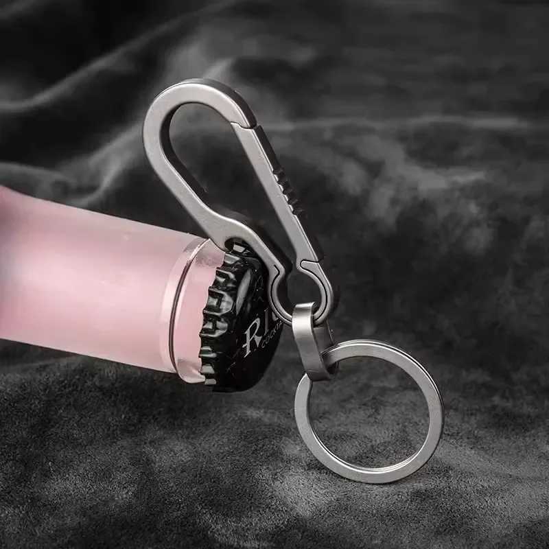 Titanium Carabiner Keychain Carabiner Hook Key Ring Key Holder with Bottle Opener for Camping Hiking Fishing Travel Outdoor M250604