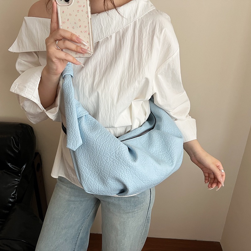 designer 2025 New Pleated Dumpling Bag Korean Fashion Retro Casual Commuter Versatile Handbag Underarm Crossbody Shoulder Bag