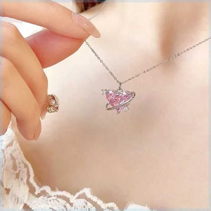 Fashion Pink Planet Heart Zircon Necklace Women Charm Aesthetic Clavicle Chain Necklace Valentines Day Gift Party 2024 Jewelry XJ250604