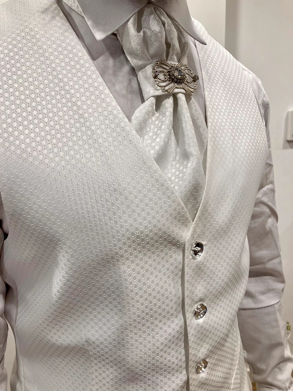 Fashion Man Suits Fit Slim Beading Shawl Lapel Muslim Blazer Party Prom 2 Pieces Set Rhinestone Customized One Button Jacket Pants Plus Size