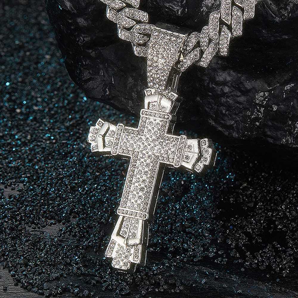 Men Women Shiny Cross Pendant Necklace With Miami Cuban Chain Link Hip Hop Iced Out Bling Fashion Exquisite Charm Jewelry Gift XJ250604