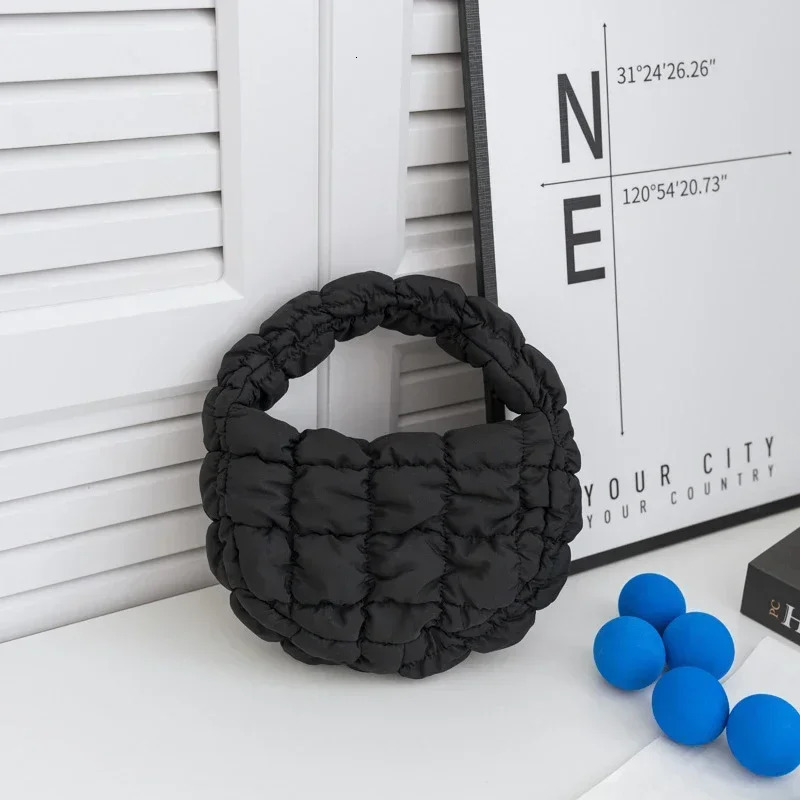 Mini Puffer Tote Bag Soft Nylon Padded Key Pouch Fashion Quilted Circle Phone Purse Elegant Purple Simple Trend Handbag 250530