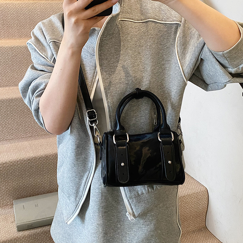 designer High-End Commuter Color-Block Handbag for Women 2025 New Versatile Fashion Single Shoulder Boston Bag Simple Crossbody Bag