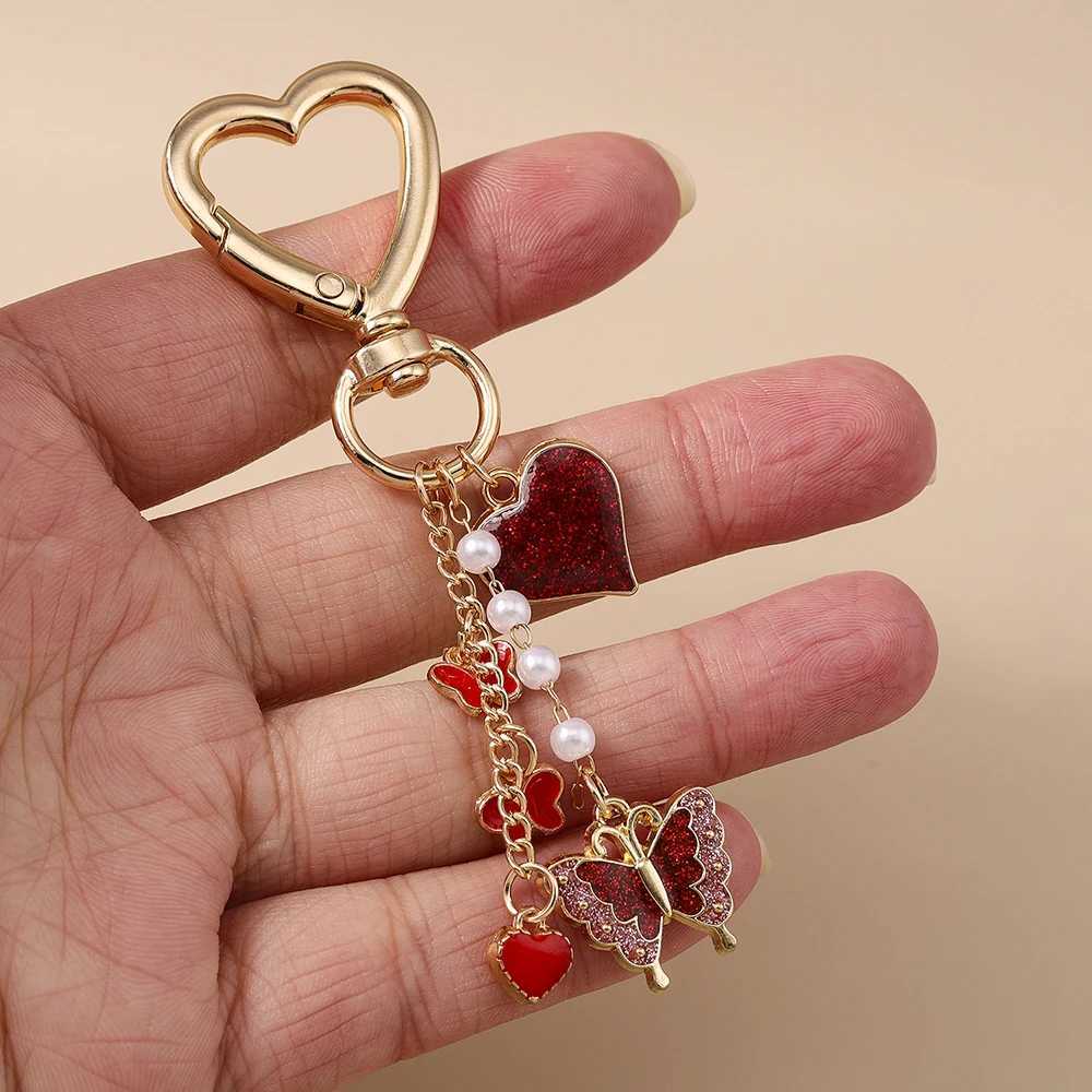 Aihua Y2K Keychain Fashion Cute Love Hearts Butterfly Flower Keychain Rings for Women Men Bag Backpack Pants Chain Jewelry Gifts W250604
