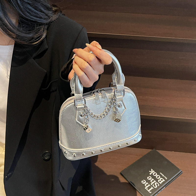 designer 2025 New Niche Design High-End Champagne Studded Shell Handbag for Women Fashionable Stylish Shoulder Crossbody Bag
