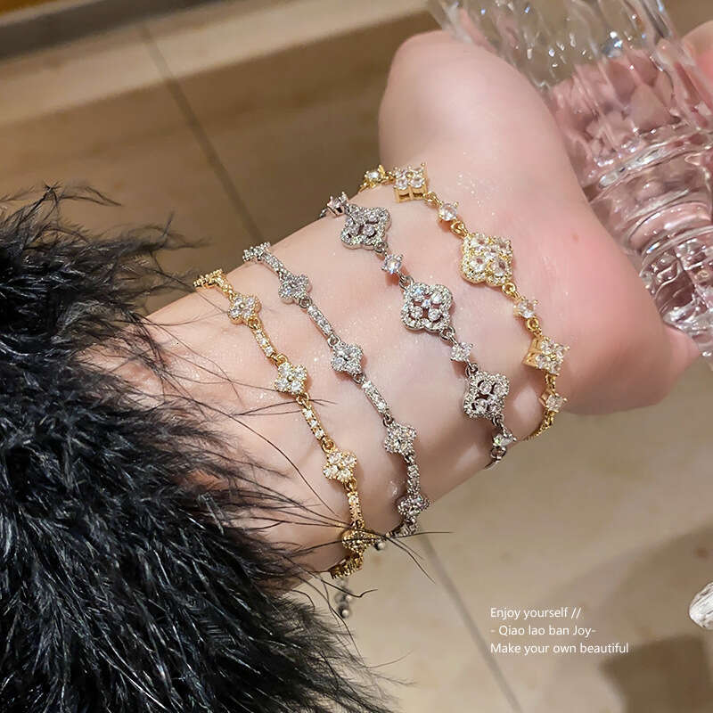 Luxury jewelry designer clover bracelet Real Gold Plated Hollow Flower Bracelet Korean Style Light High-end Adjustable Fashion Commuter Versatile Jewe