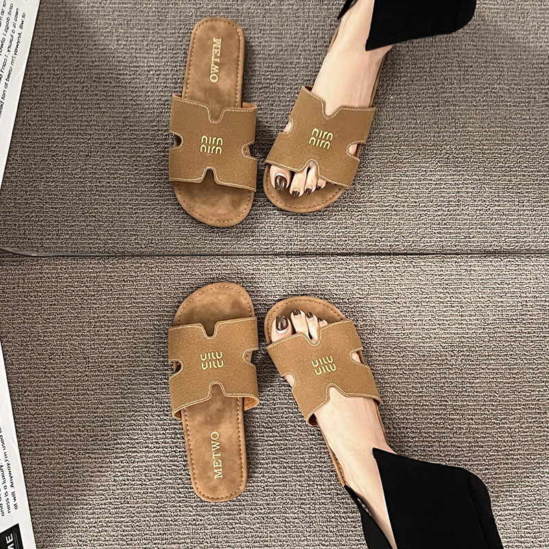 Fashion Letter Print Slippers 2025 Designer New Free Shipping Flat casual sandals Holiday beach slippers