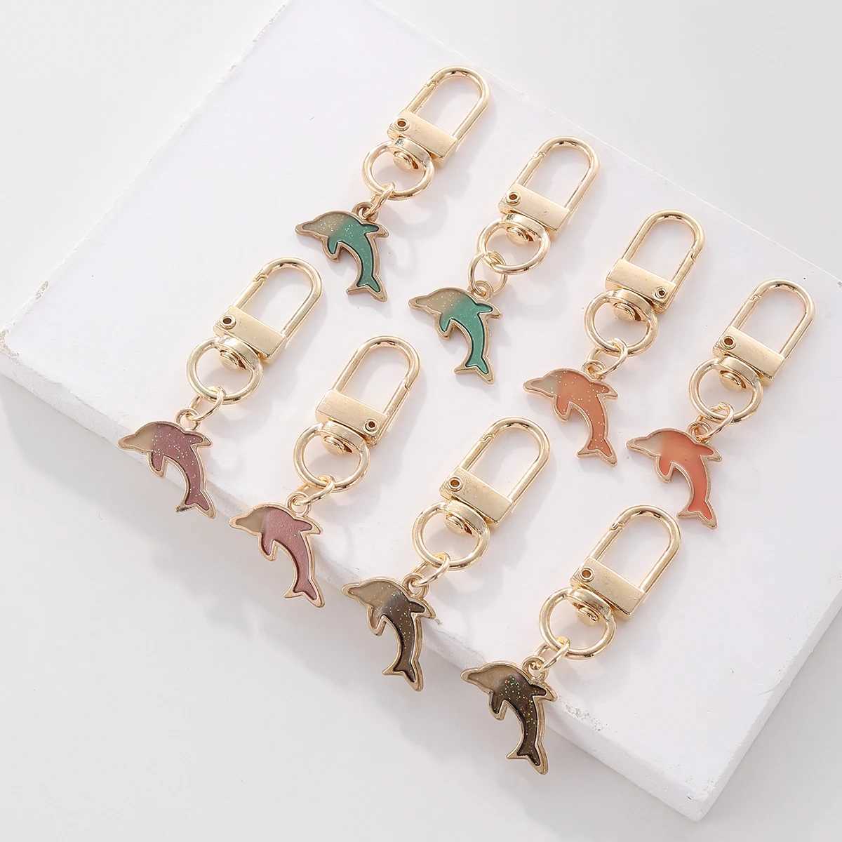 8pcs Cute Leisure Alloy Dolphins Keychain Metal Keyring Decoration Wallet Bag Backpack Pendant Charms Birthday Party Gifts W250604