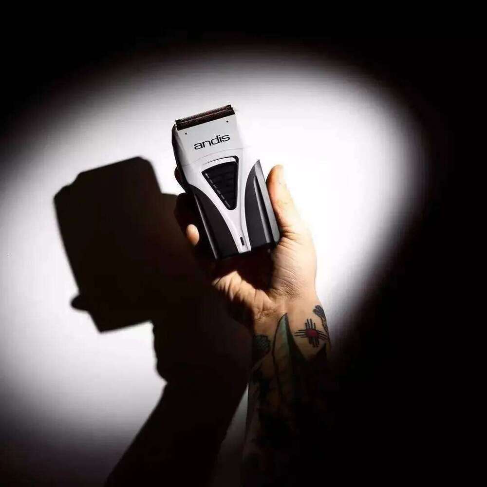 Original Andis Profoil Lithium Plus 17205 Barber Hair Cleaning Electric Shaver For Men Beard Stubble Razor Bald Shaving Hine