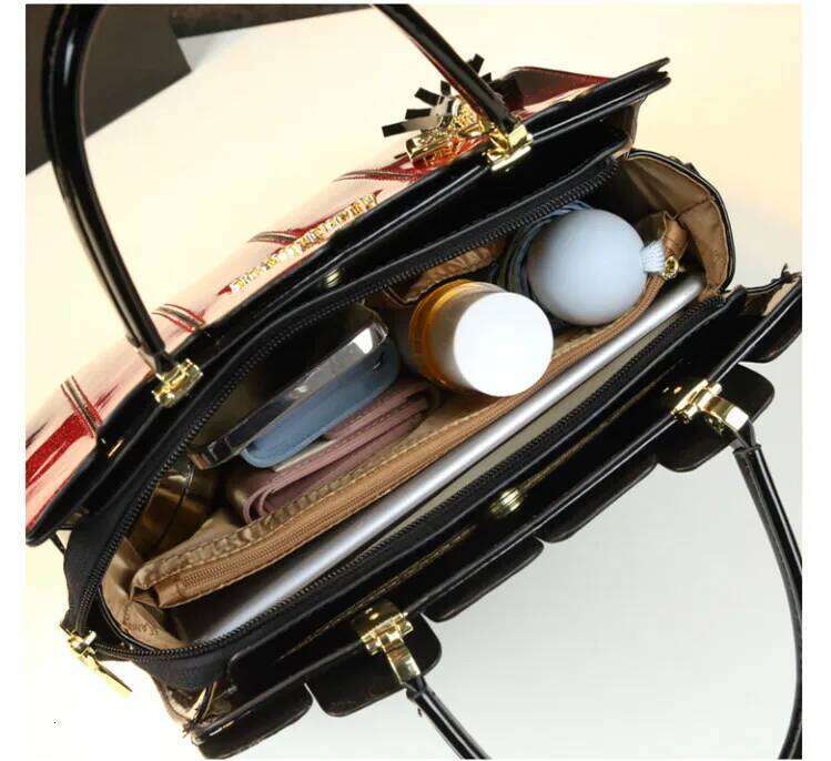 Women's Bags Designer Fashion Genuine Leather Women's Handbags Crossbody Large Capacity Female Portable Shoulder Messenger Bag New