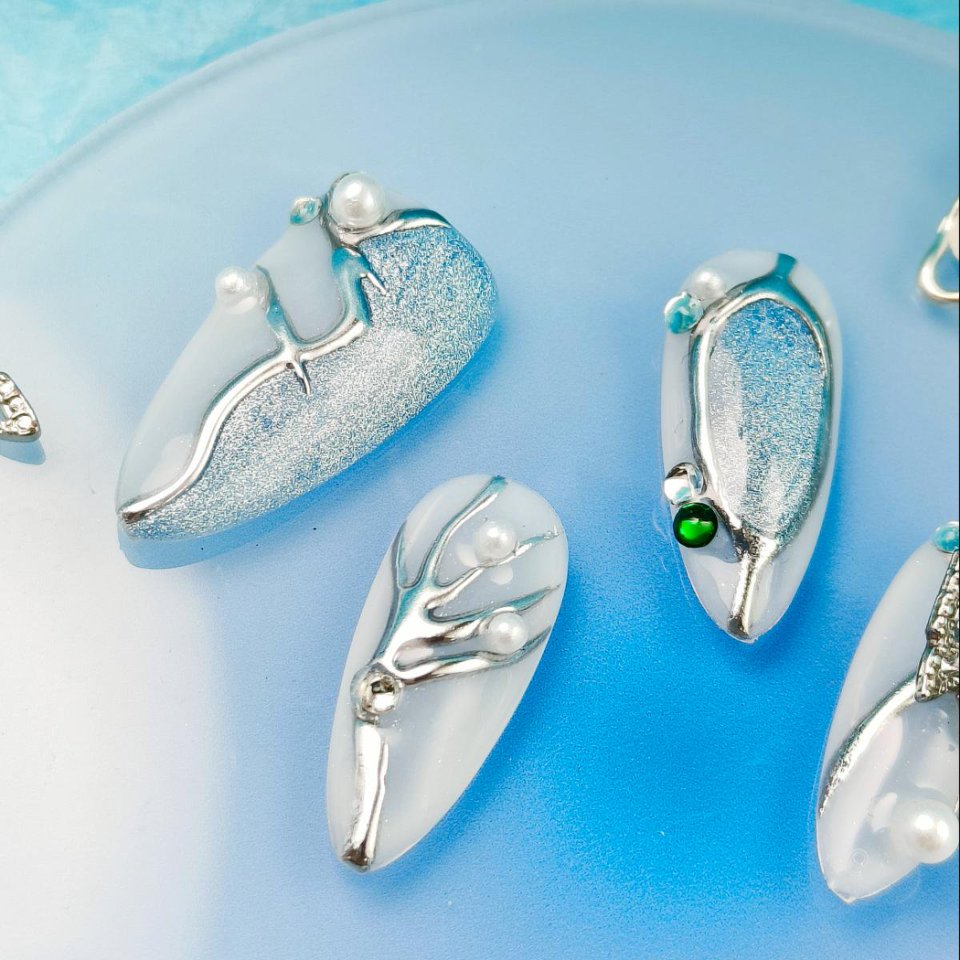 10pcs 3D Hand drawn Handmade Press-on nails Medium Almond Nails Bundle Metal wire Sweet Butterfly Pearl Finished nail stickers Free storage box jelly 