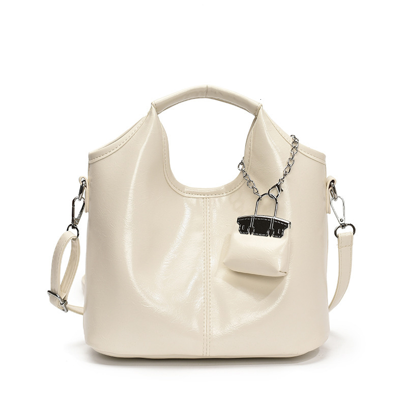 designer Lazy Style Niche Soft Leather Bag for Women 2025 Spring Summer New Large Capacity Versatile Underarm Bag Crossbody Bag Basket Bag