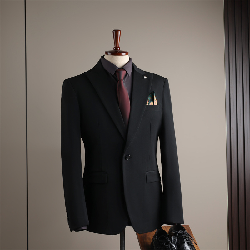 3320 Elegant Men's Wedding Suits Set - Perfect Fit for Grooms and Attendants