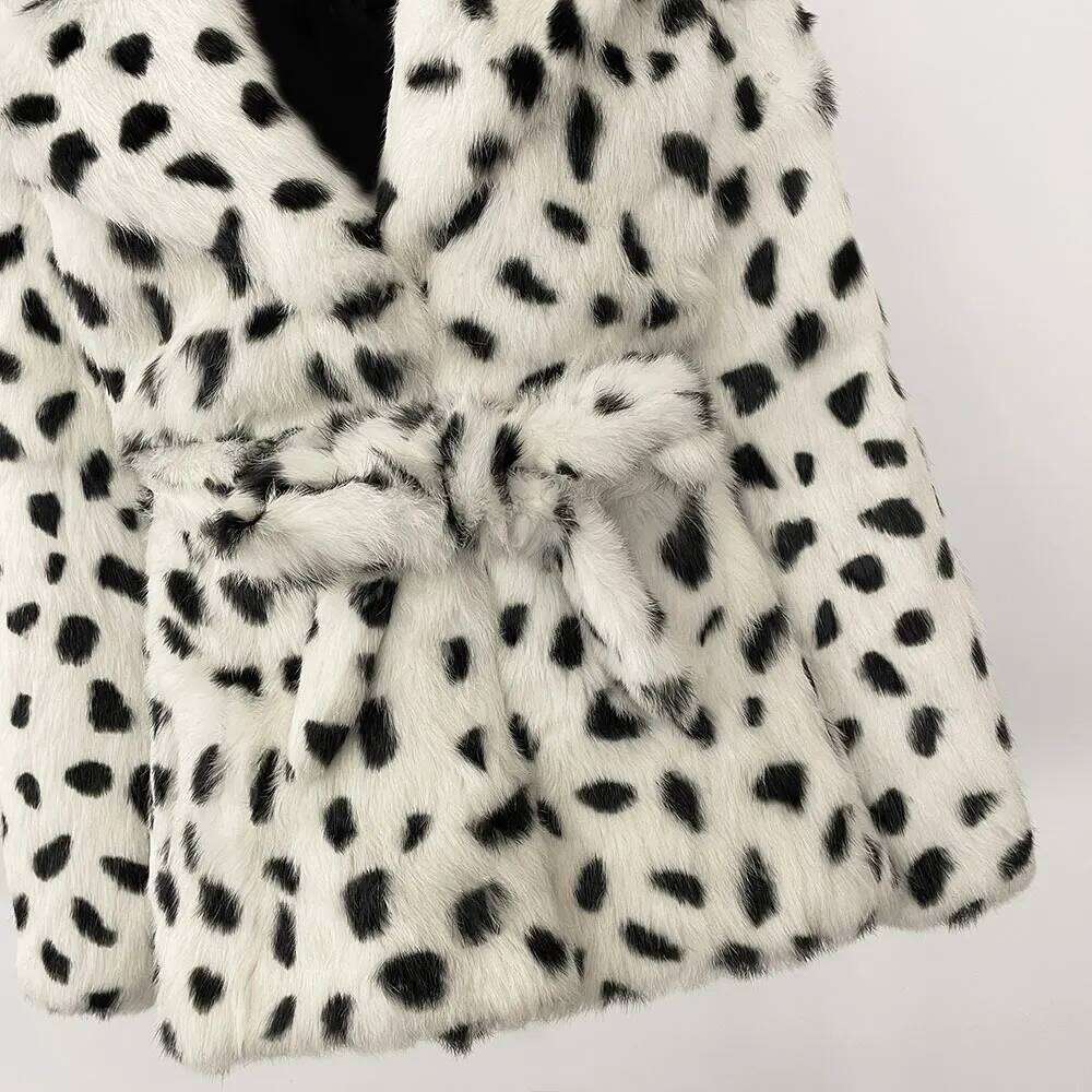 MENINA 2025 Real Natural Rabbit Fur Short Coat Leopard Belt Winter Jacket Women Thick Warm Elegant Outerwear Streetwear Fashion