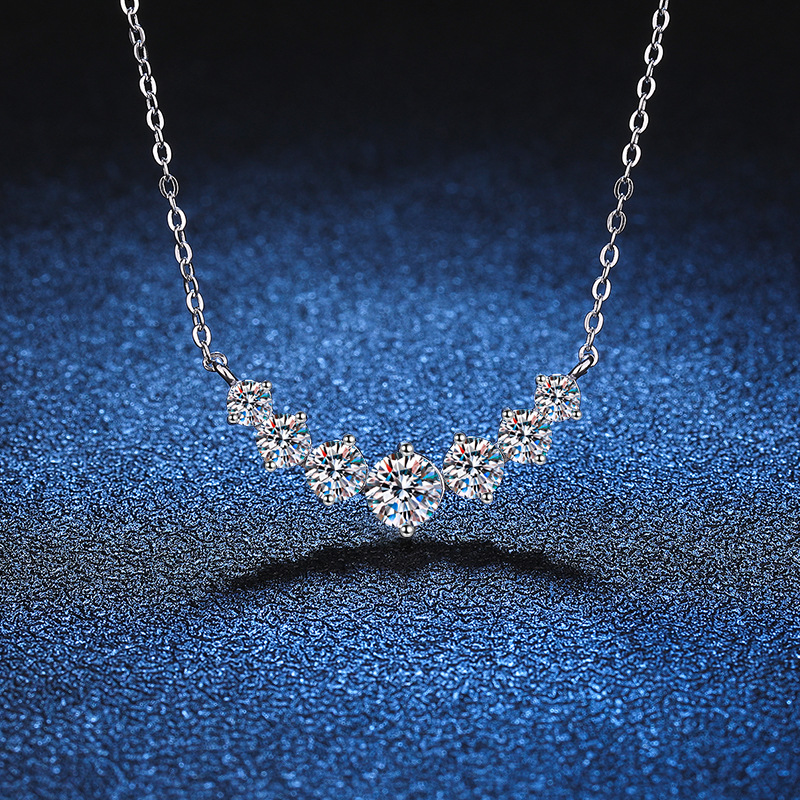 Charming Woman's Jewelry Piece Combining High-Quality Materials: S925 SS + Pt Plate | Eye-Catching Diamond-Like Sparkle from Genuine Moissanites