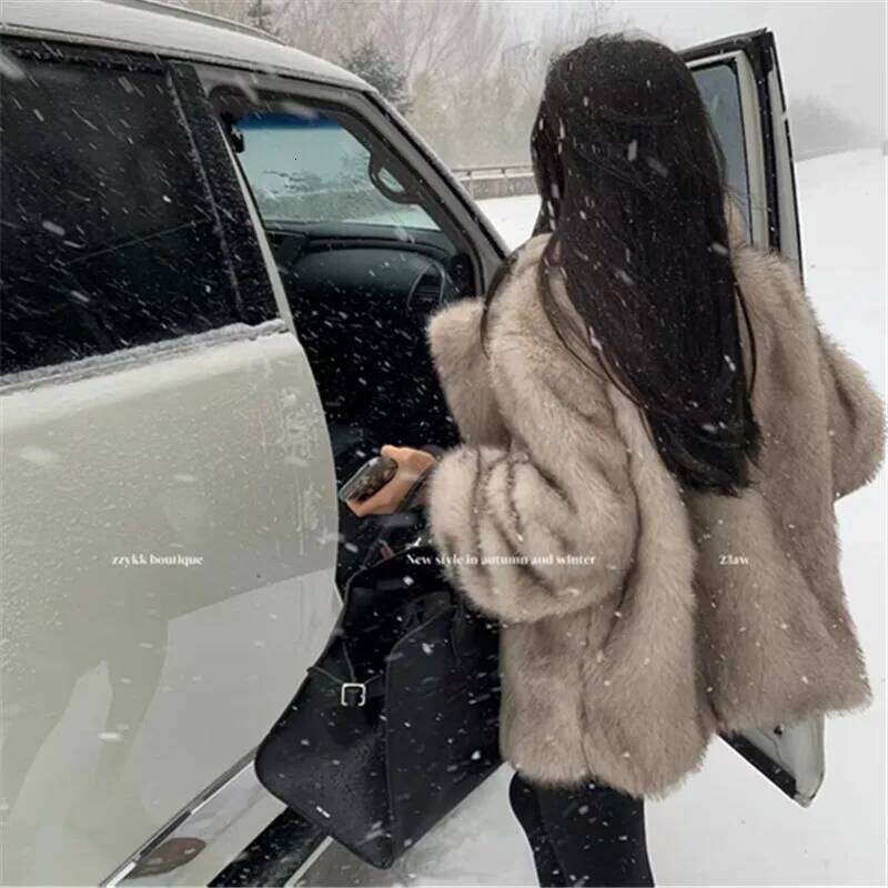 Faux Fox Fur Coats for Women, Covered Button Jacket, Thick Warm Female Clothing, England Style, New, Winter, 2025