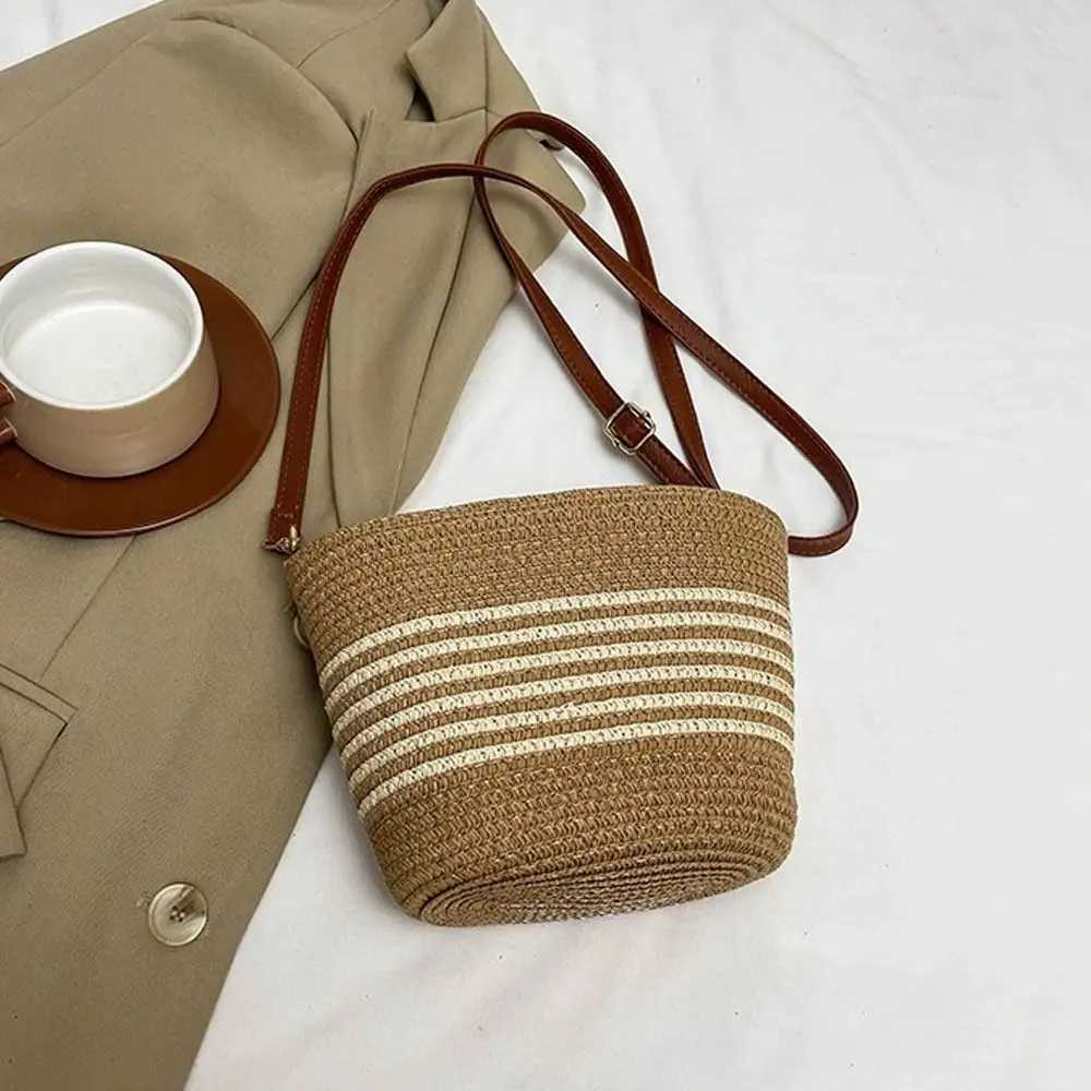 Summer Straw Tote Bags Casual Vacation Beach Crossbody Bag Large Capacity Handmade Womens Bucket Bag XJ250604