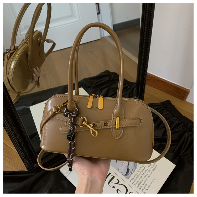 designer Women's Shell Niche Design Fashion Boshi Handbag Autumn Winter 2025 New Large Capacity Retro Trendy Tote Bag