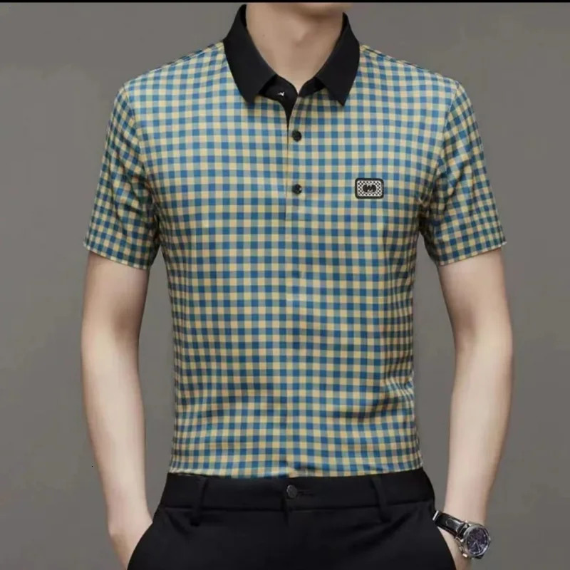 Summer Men Plaid Short Sleeve Polo Shirt Koreon Basic Streetwear Fashion Male Clothes Business Social Casual Loose Tops 2023 250604Z