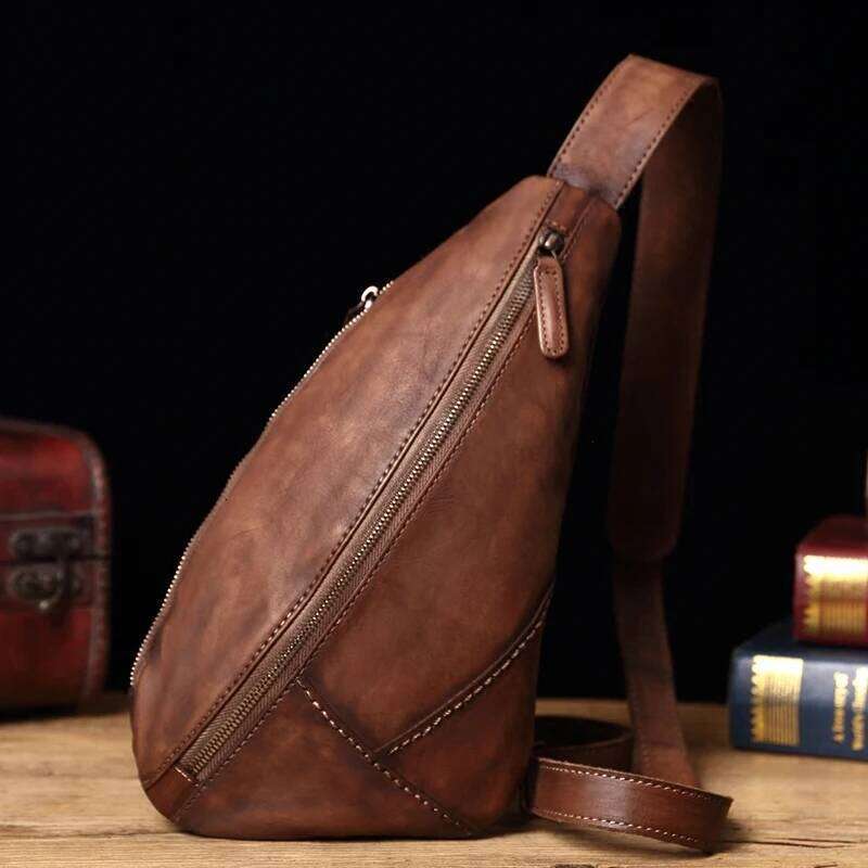 Vintage Genuine Leather Men's Chest Casual Messenger Retro Shoulder Fashion 2025 New Small Bag Soft Men Cotton